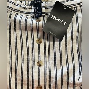 NWT - forever 21 size medium crop